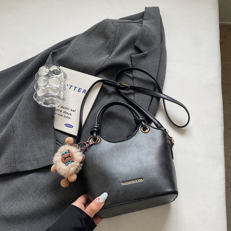 High-End Retro Bucket Handbag for Women - Versatile Textured Crossbody & Shoulder Bag for Summer 2025 Fashion