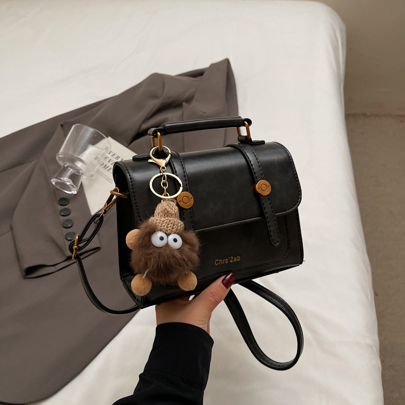 High-End Retro Handbag for Women - Summer 2025 Fashion, Versatile Commuting Shoulder & Crossbody Small Square Bag