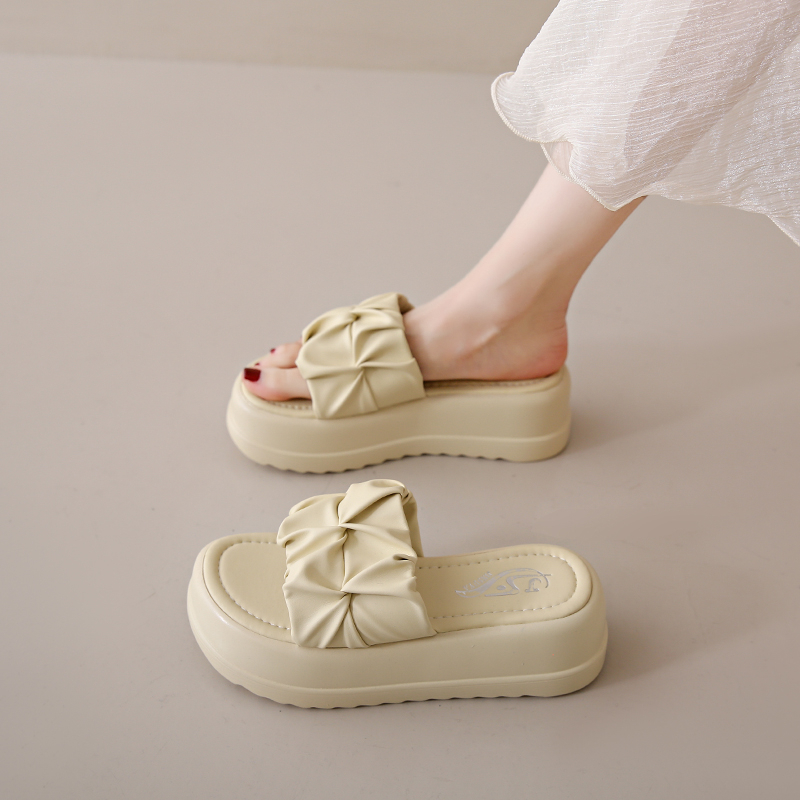 High-End Thick-Soled Platform Slide Sandals for Women - Non-Slip, Height-Increasing, Fashionable Summer 2025 Outdoor Footwear