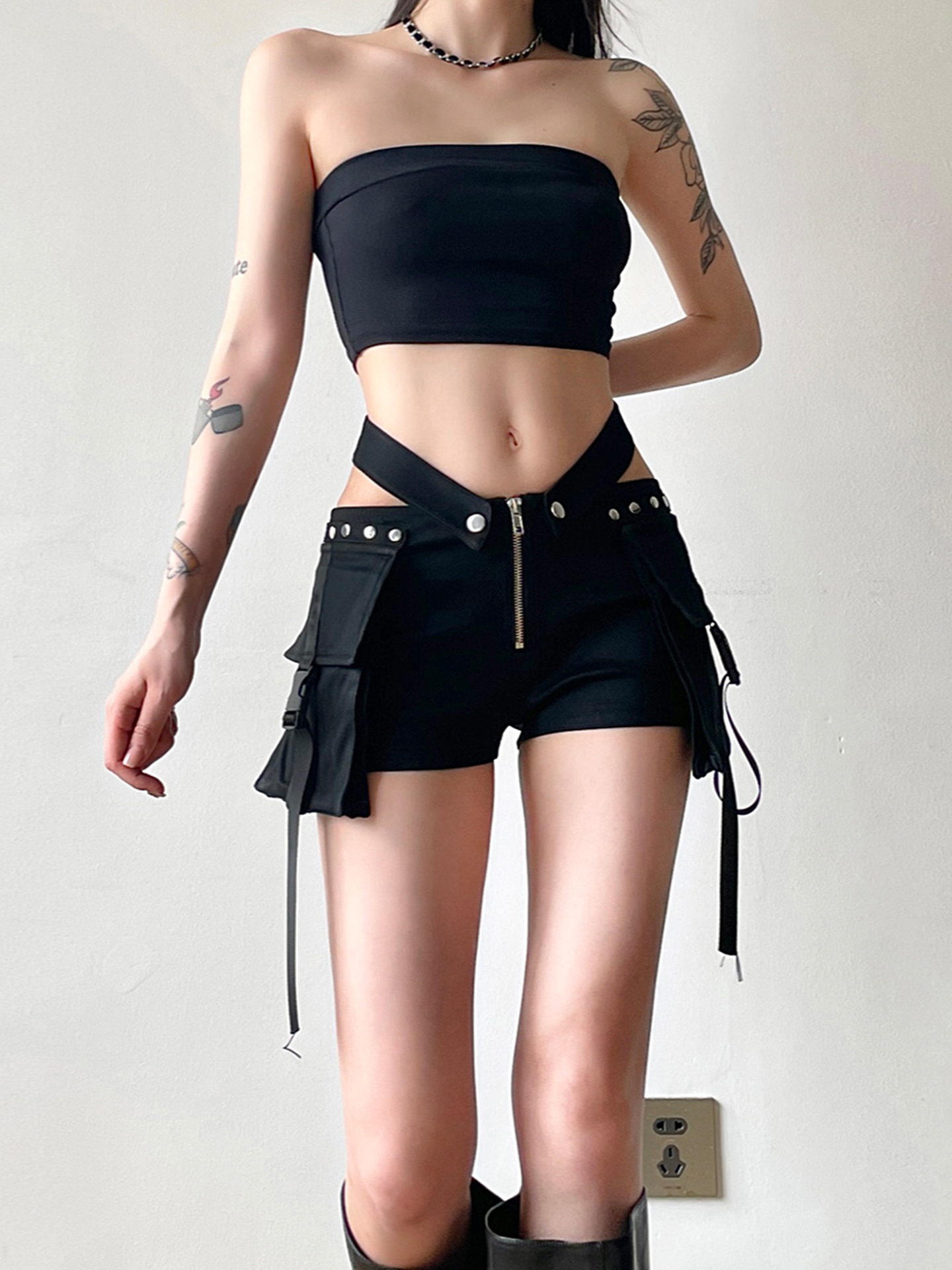 High Energy Motorcycle Cool V-Shaped Waist 3D Pocket Shorts - Slimming Versatile Women’s Work Pants, Trendy Streetwear Style