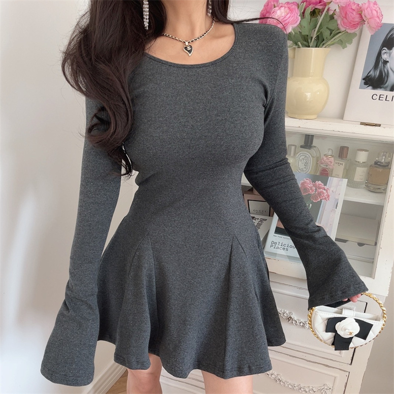 Hollow Back Flared Sleeve Dress - Slimming Fleece Waist-Defined Design for Autumn Winter 2024 - Stylish and Cozy Fashion Statement