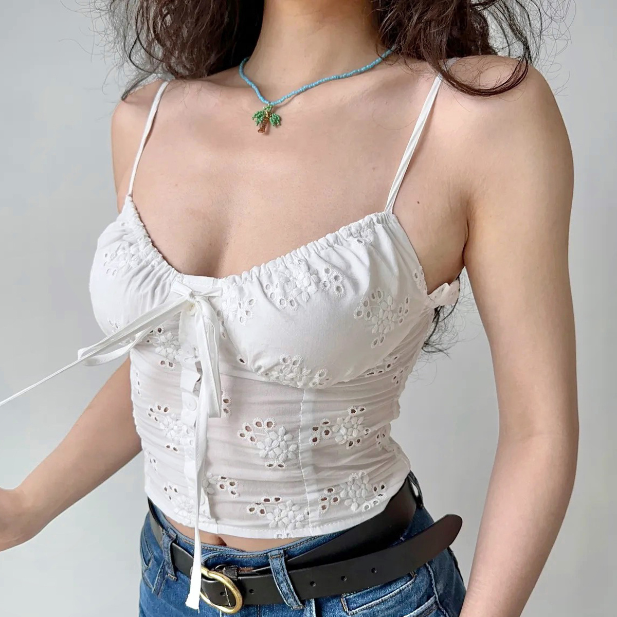 Hollow Flower White Camisole - Women's Summer Slim Fit Sexy Top for European and American Style, Perfect for Y2K and Korean Fashion