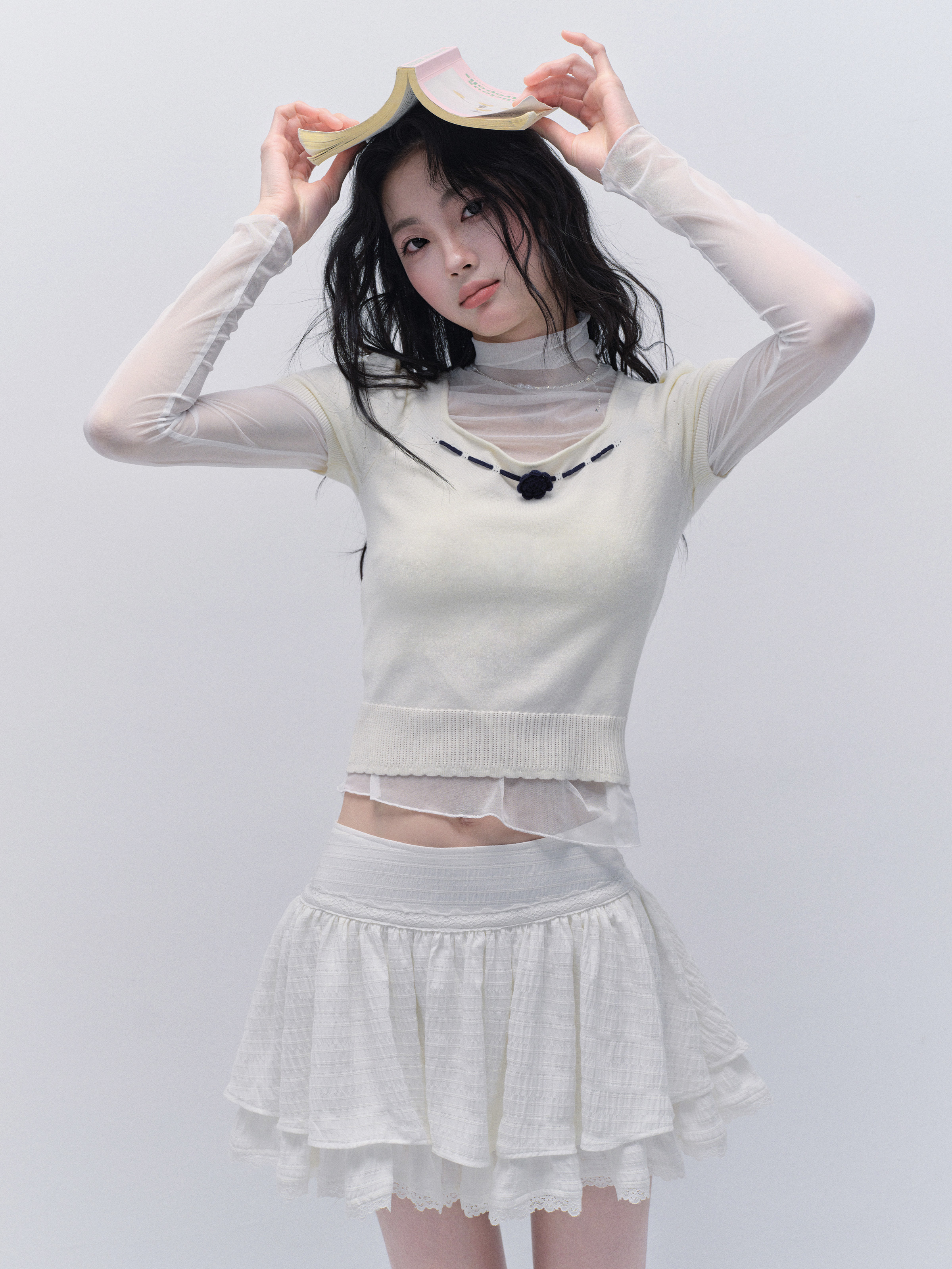Honey Wind Chime 3D Flower Knitted Short Sleeve Top - Summer Japanese Style Fashion for a Chic Look