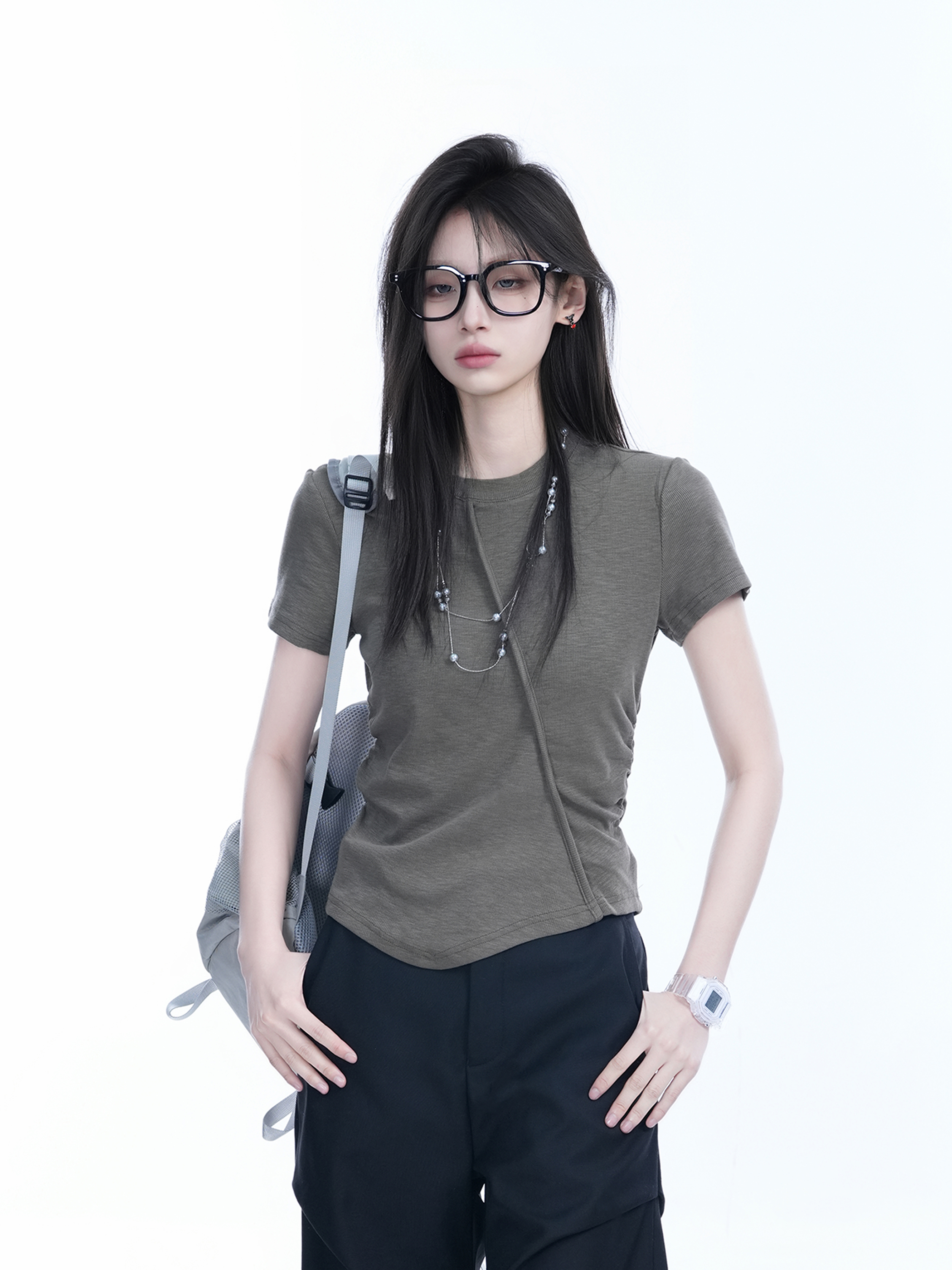 Irregular Pleated Slim Fit Short-Sleeved T-Shirt for Women - Trendy Casual Style