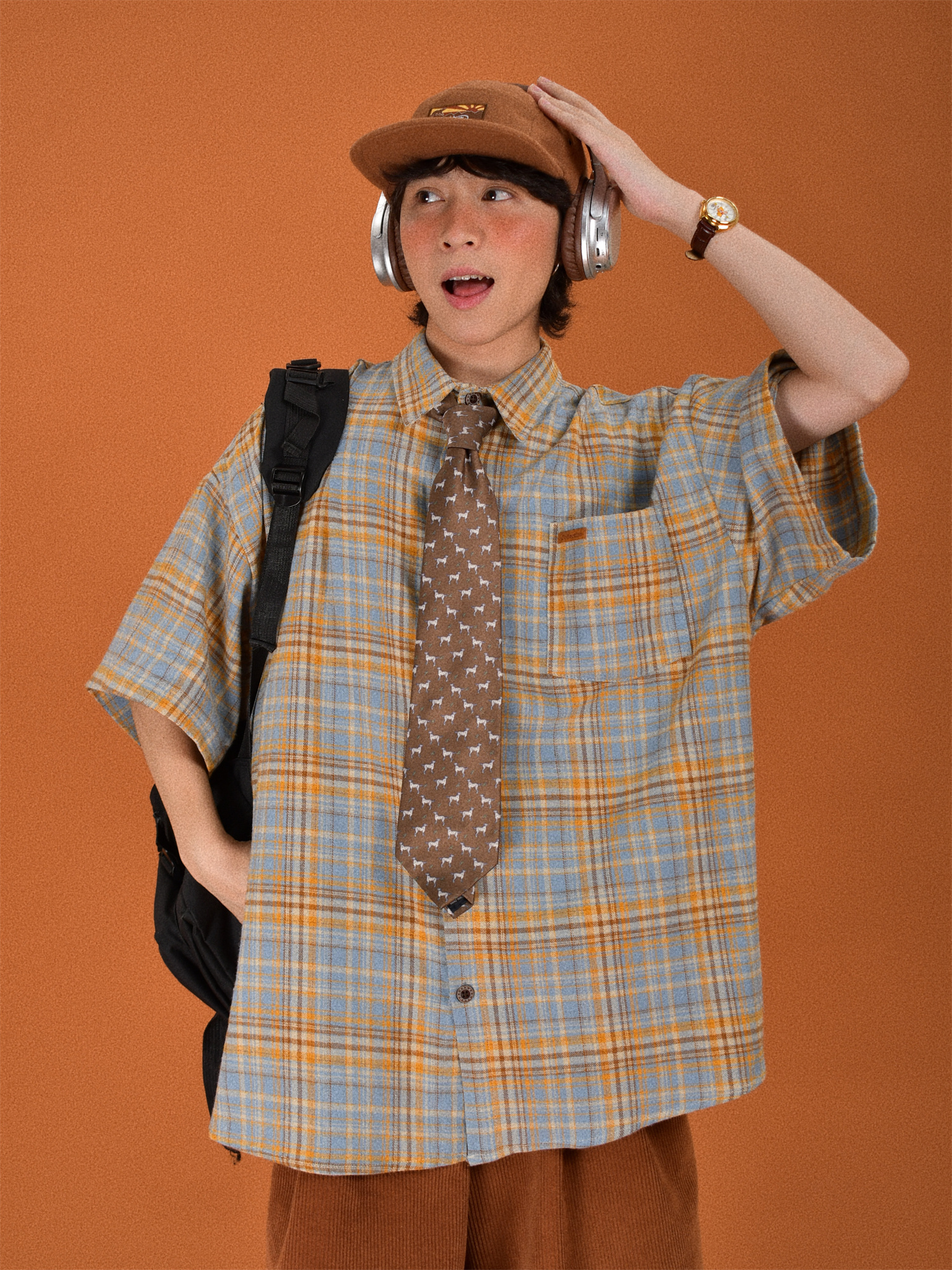Japanese Retro Plaid Short Sleeve Shirt for Men and Women, Summer Loose Checkered Half Sleeve Top, Versatile 90s Style Fashion