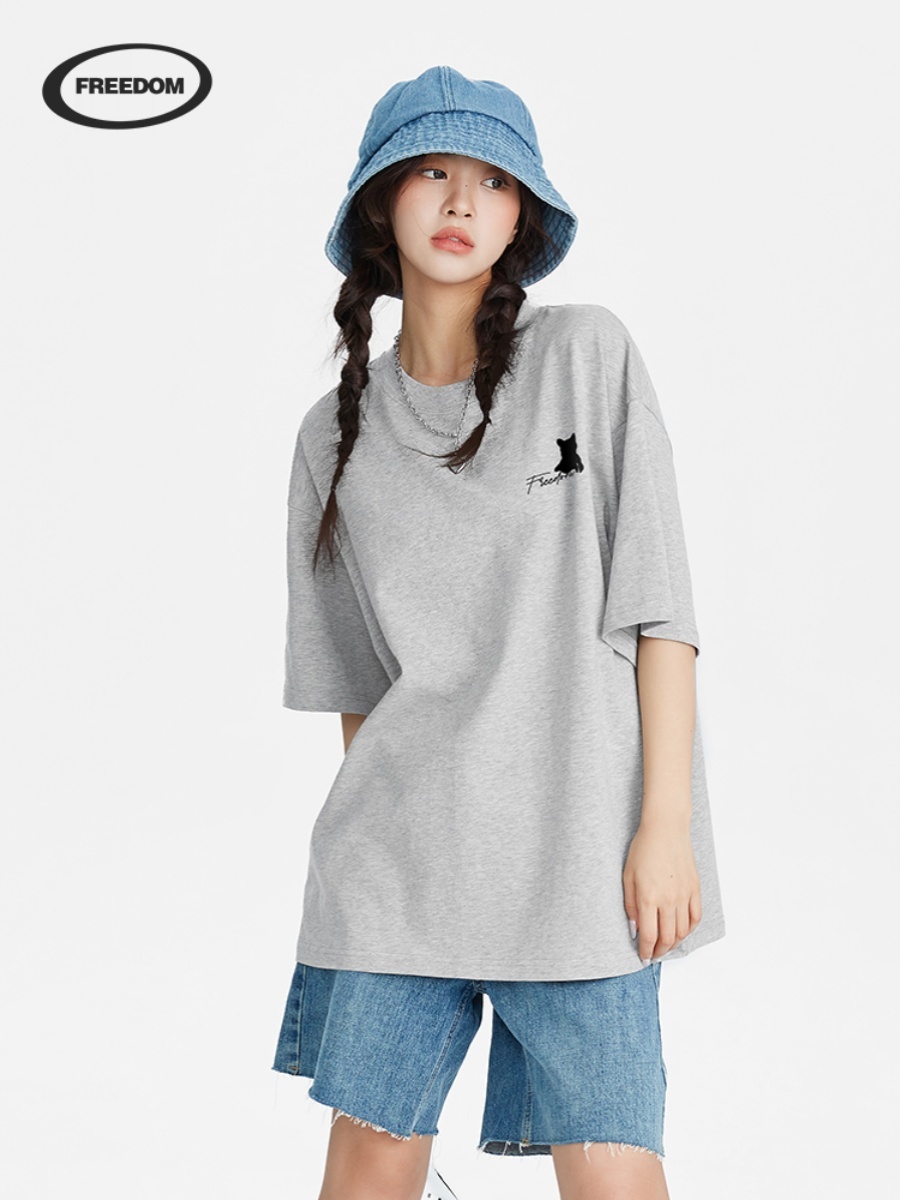 Japanese Style Cute Cat Short Sleeve T-Shirt for Women - 2025 Summer Casual Top, Perfect for Couples and Y2K Fashion Enthusiasts
