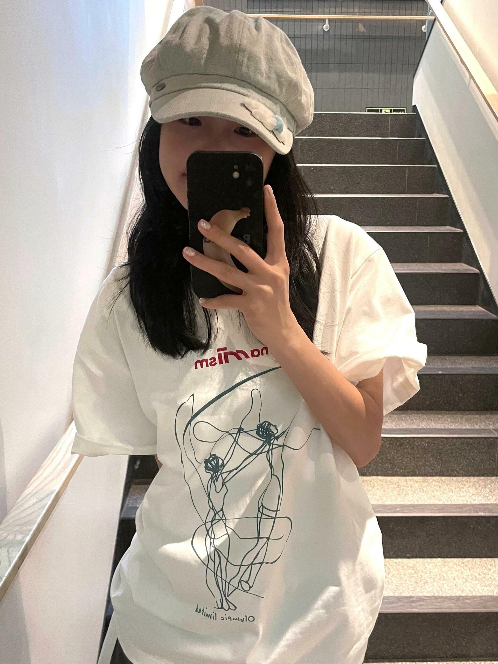 Korean Style Ballet Dancer Print Short Sleeve T-Shirt - Casual, Comfortable, Loose Fit, Summer Essential in Pure Cotton