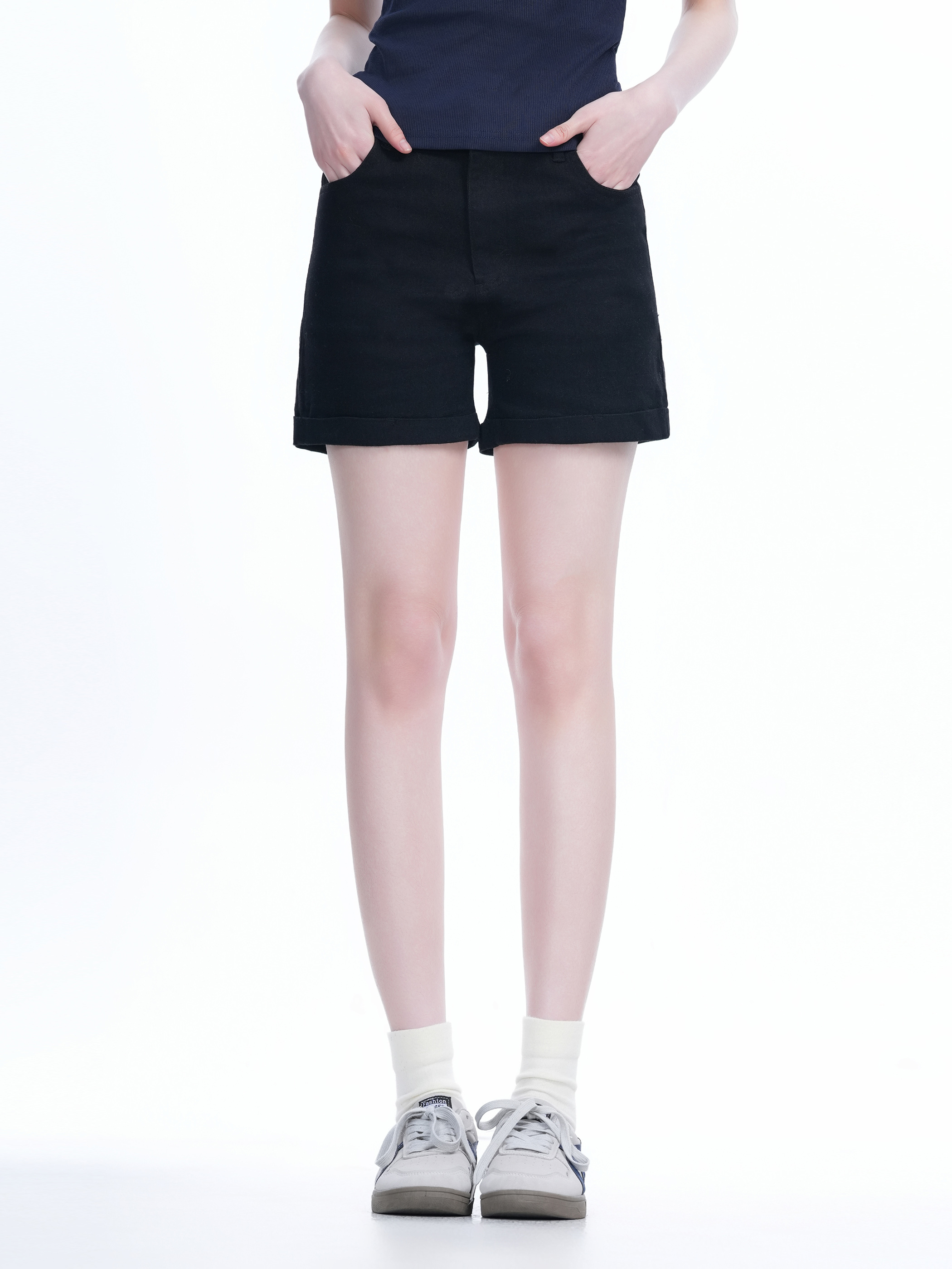 Korean Style Black High-Waisted Ultra-Short Denim Shorts for Women - Slimming Summer Elastic Rolled-Edge Hot Pants