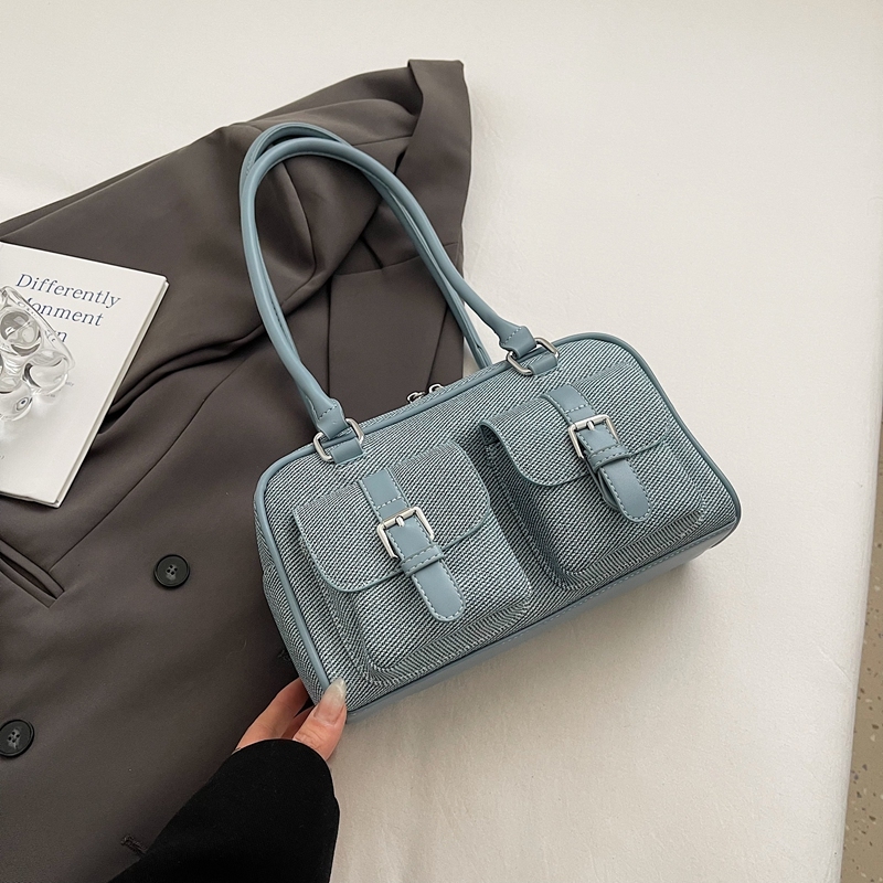Korean Style Casual Shoulder Bag for Work Commute, Spring 2025, High-End Feel, Multiple Pockets, Versatile Everyday Use