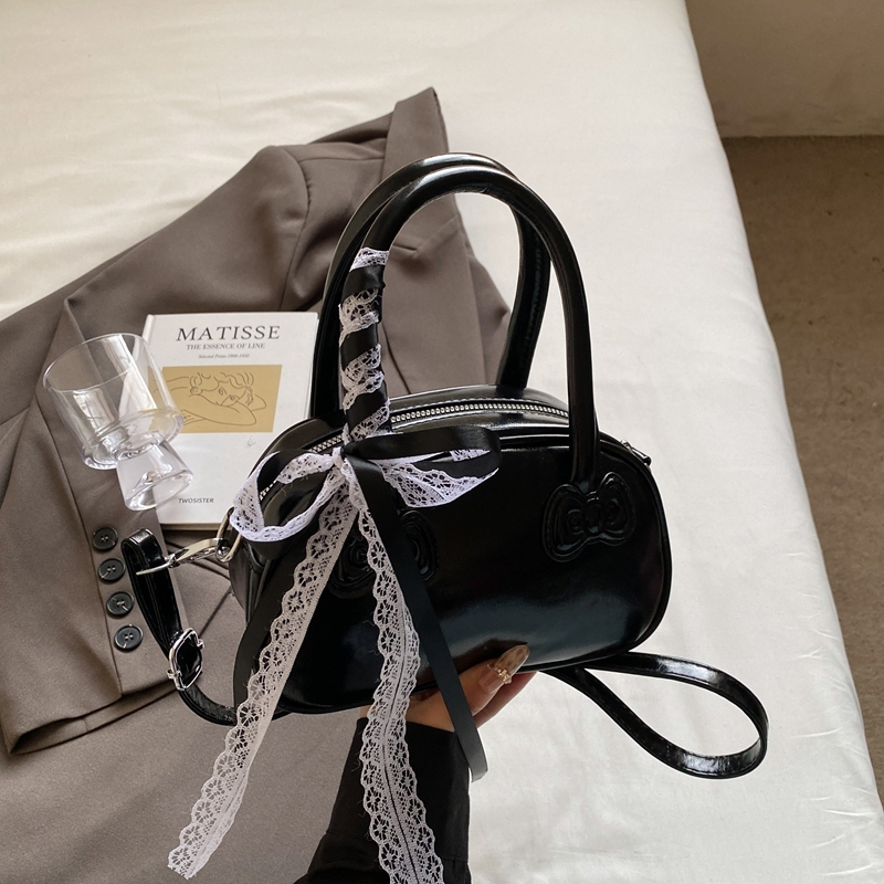 Korean Style Handheld Bowling Bag for Women - Fashionable Versatile Shoulder Crossbody Bag - Simple Casual 2025 Design