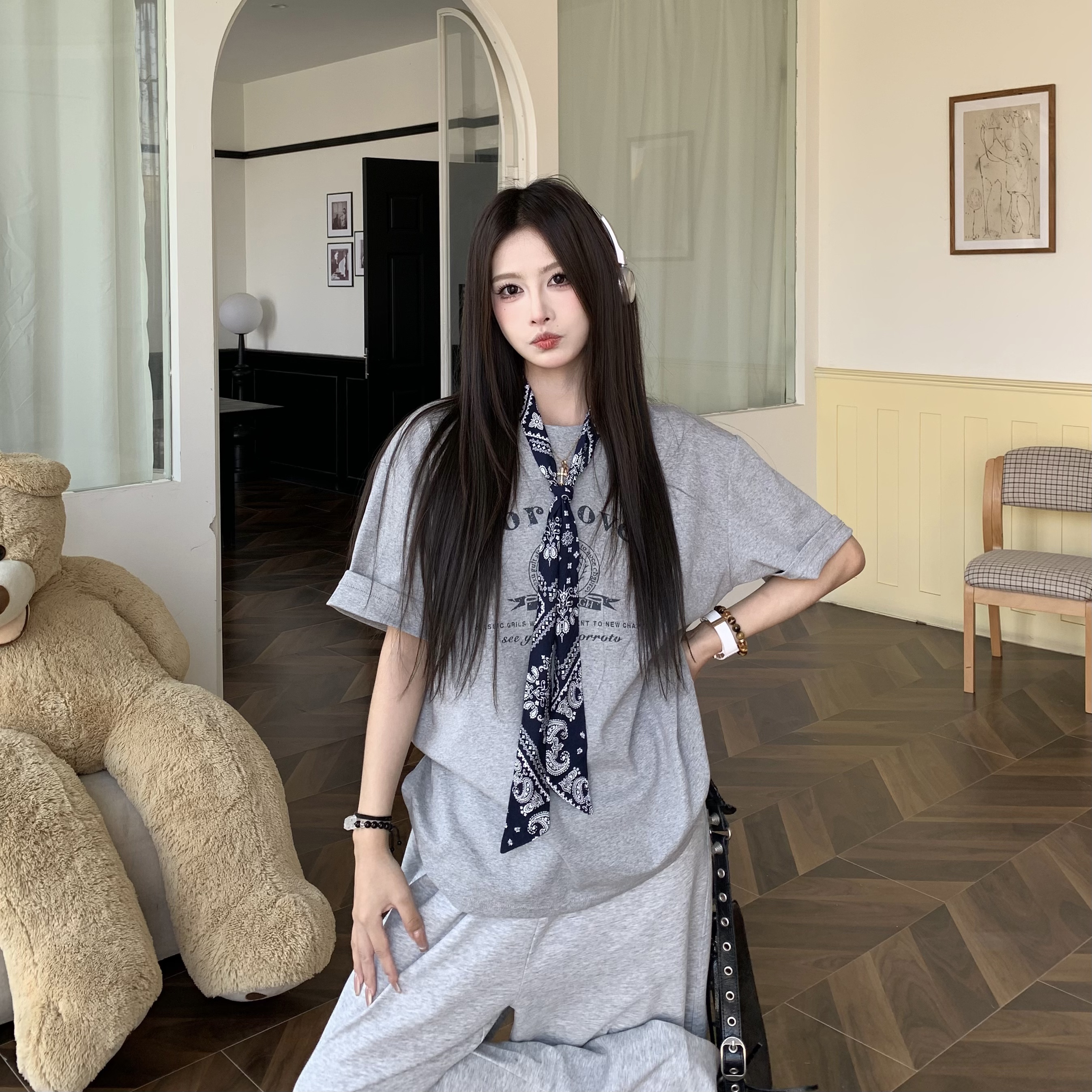 Korean Style Loose Fit Short Sleeve T-Shirt for Women with Scarf - Printed 2025 Summer Top - Casual American Fashion