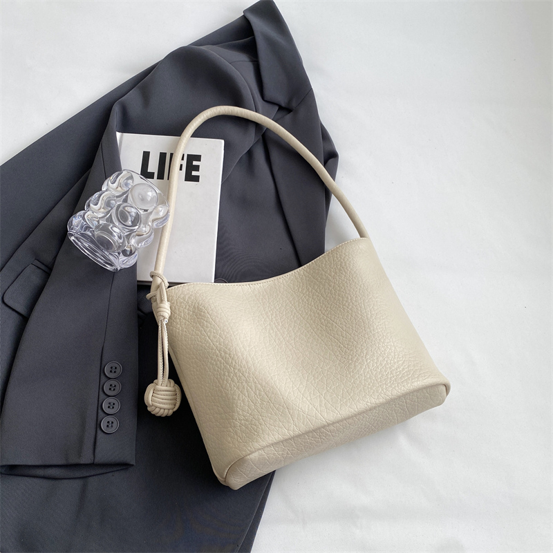 Korean-Style Minimalist Large-Capacity Tote Bag for Women, 2025 Trendy Lychee Pattern Underarm Handbag