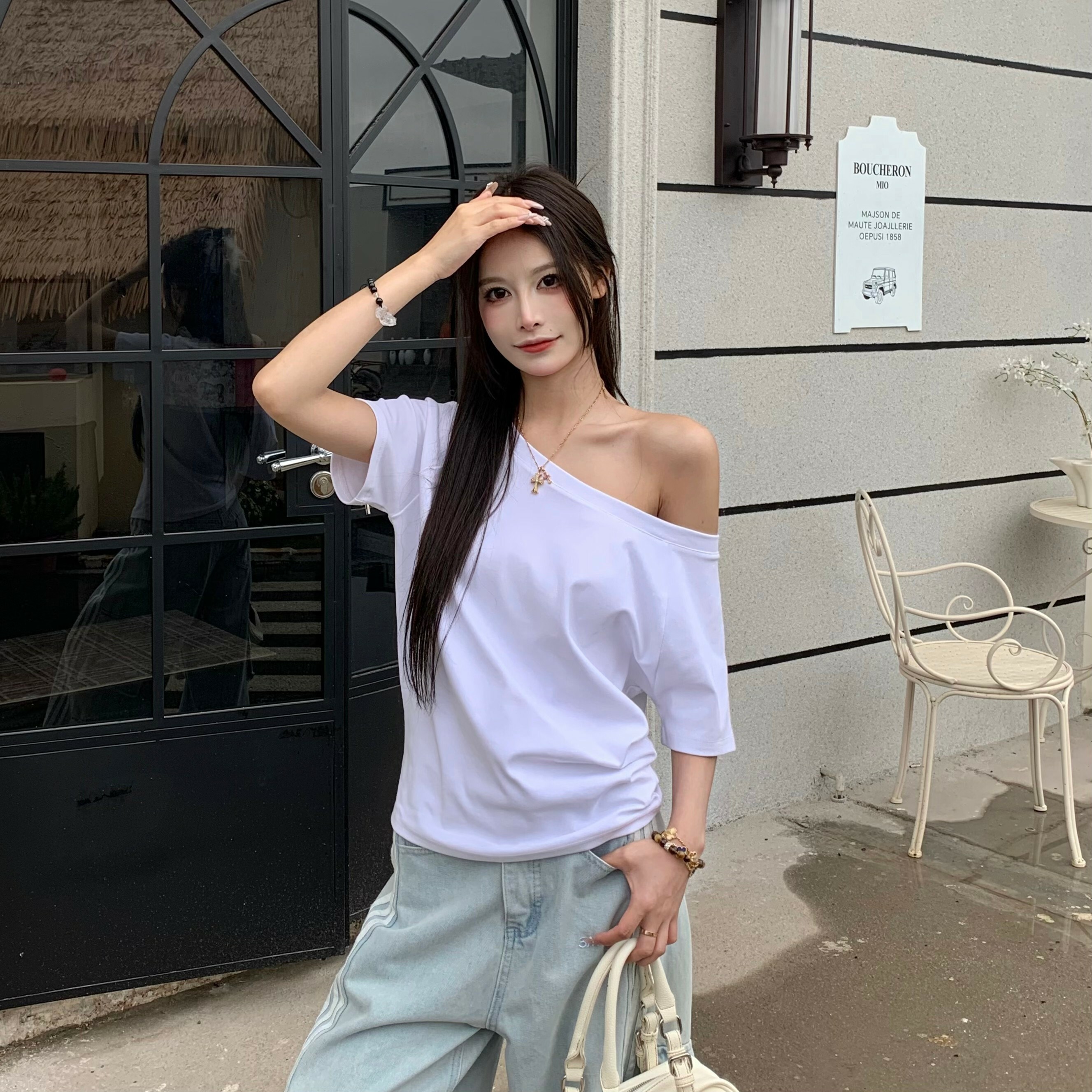 Korean Style One-Shoulder Short Sleeve T-Shirt for Women - Loose Fit Slimming Asymmetrical Off-Shoulder Top in Solid Color