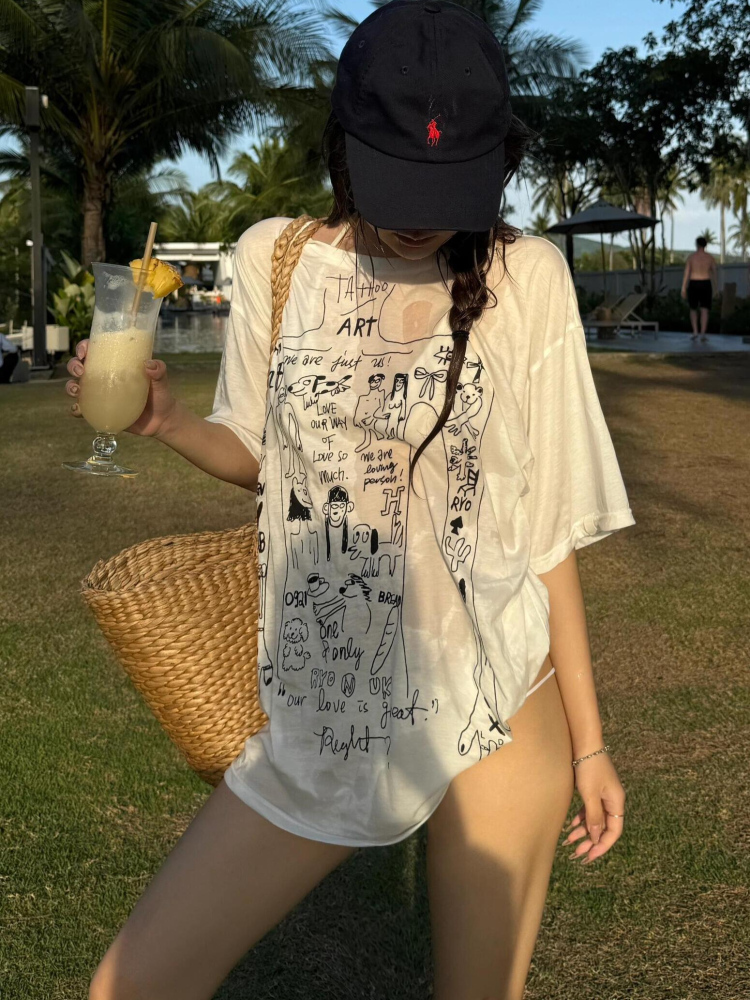 Korean Style Slightly Sheer Graffiti Print Sun Protection Loose Short Sleeve T-Shirt for Women - Casual Versatile Fashion Top