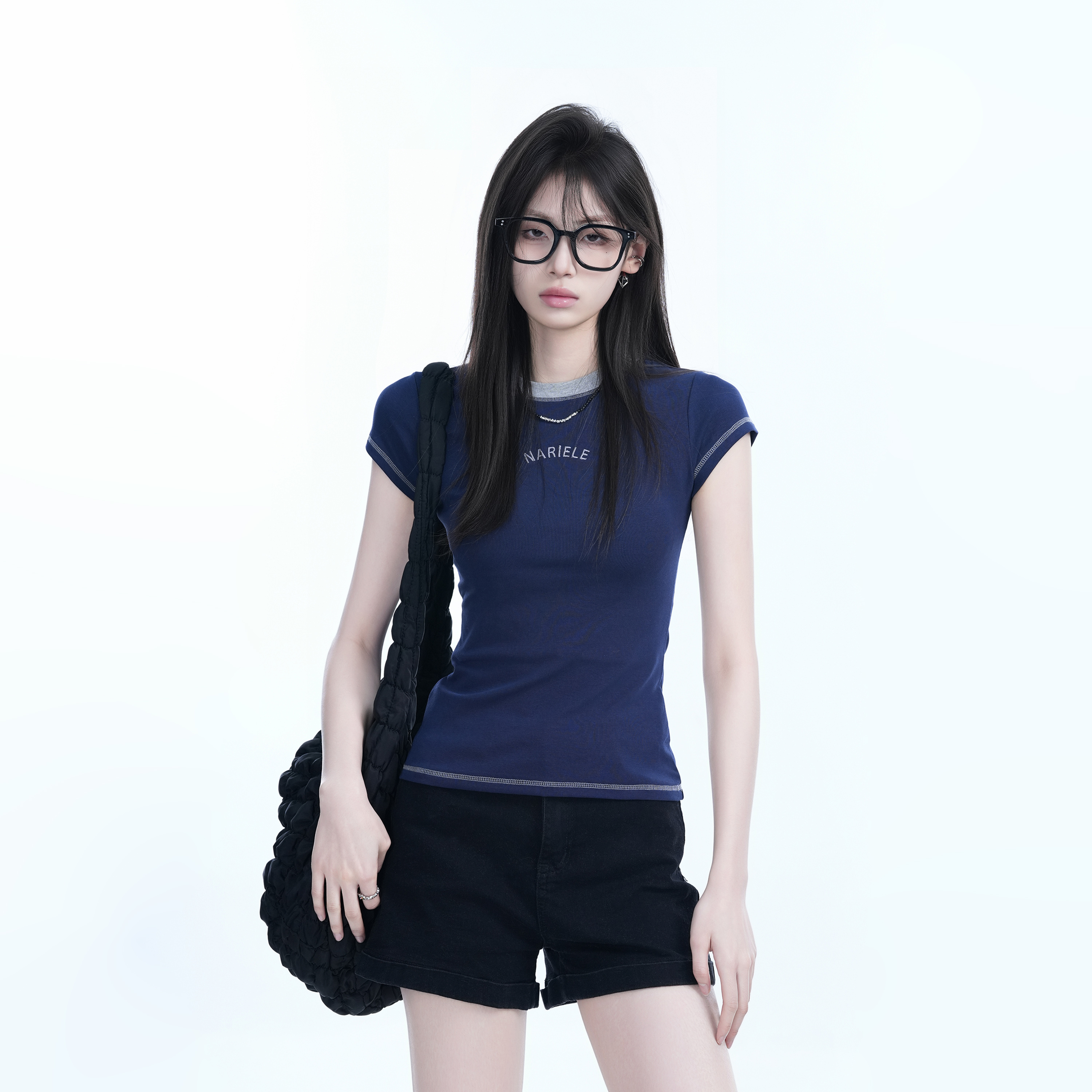 Korean Style Slim-Fit Short-Sleeve T-Shirt for Women - "Sit and Eat Until the Mountains Are Empty," Waist-Defining Design, Round Neck