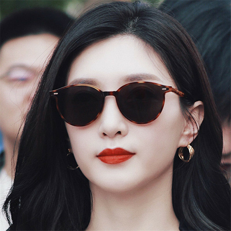 Korean Style Small Face Round Sunglasses for Women - Summer Hot Girl Beach Vacation Street Photography Accessory