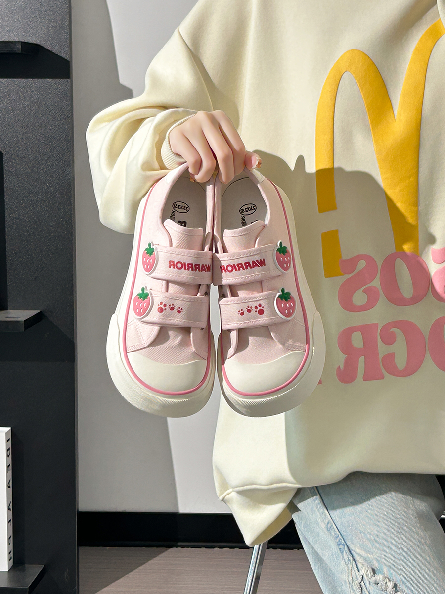 Korean Style Strawberry Heart Velcro Canvas Sneakers for Women - Breathable Sports Shoes for Students