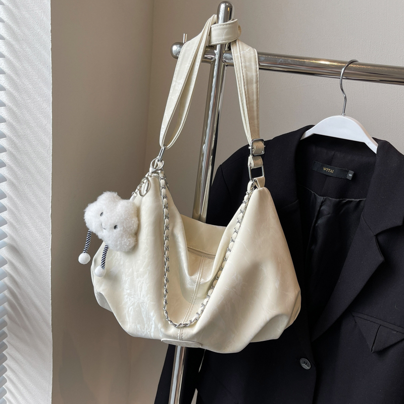 Korean Style Trendy Cute Girl Tote Bag - 2025 Fashion Simple Shoulder Bag for Commuters - Versatile Women's Handbag