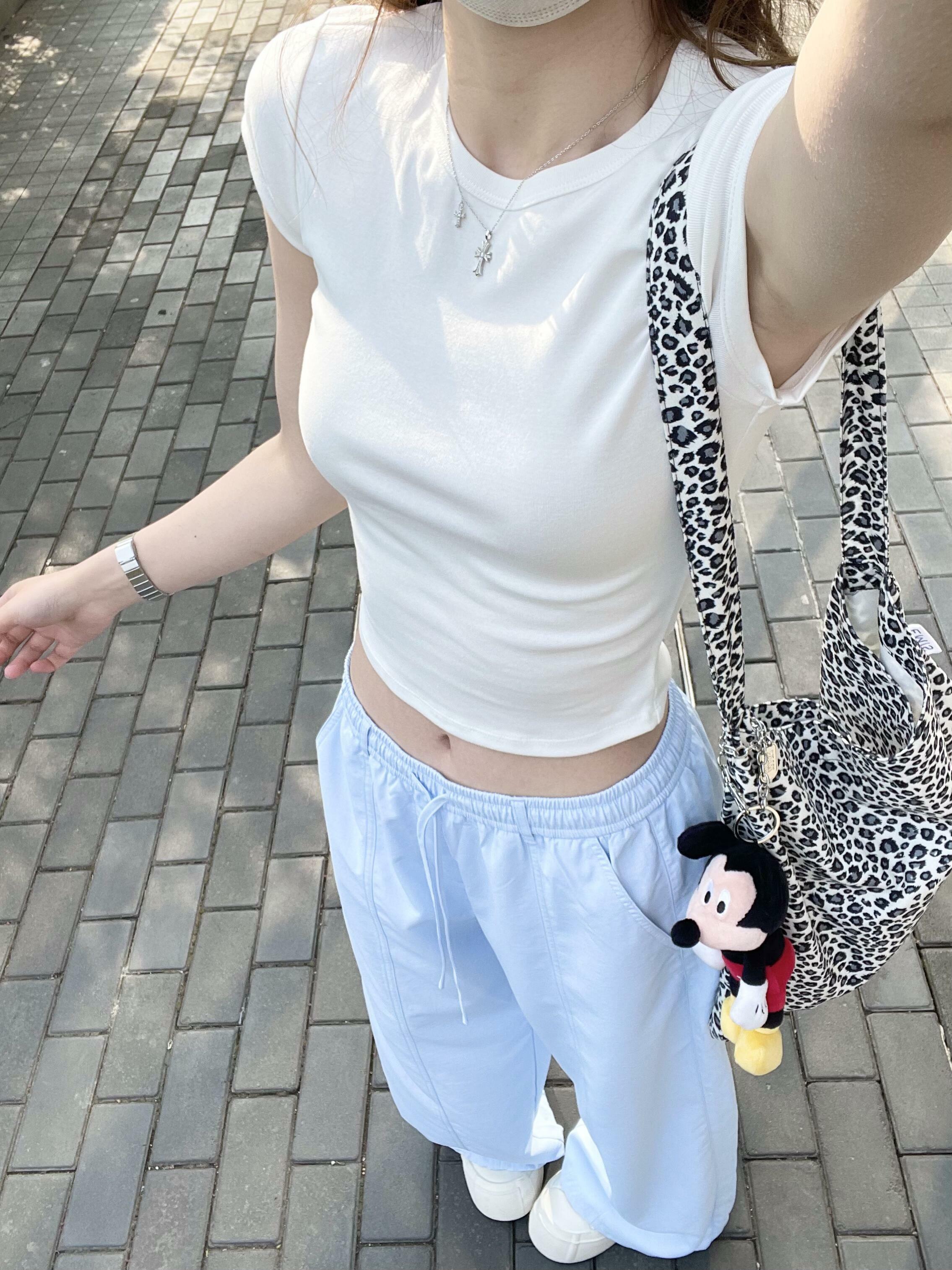 Korean Style White Shoulder-Fitted Slim T-Shirt for Women, Waist-Cinching Non-Transparent Cotton Short Sleeve Top, 2025 Summer Fashion