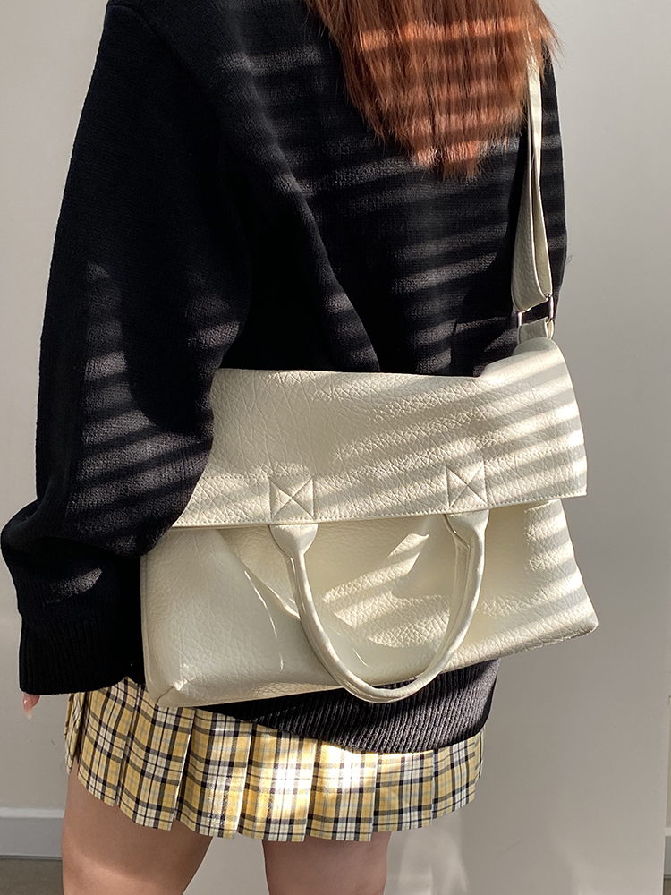 Korean Style Women's Large Capacity Tote Bag - Handheld Commuting Shoulder Crossbody Bag for Everyday Use