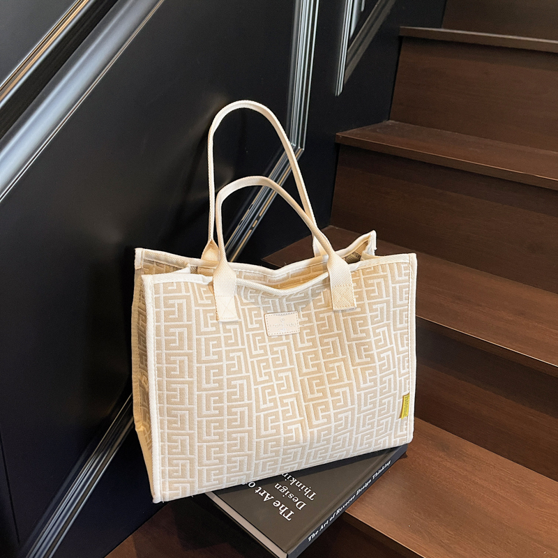Large Capacity Canvas Tote Bag for Women - 2025 Fashionable Portable Shoulder Bag for Shopping and Travel