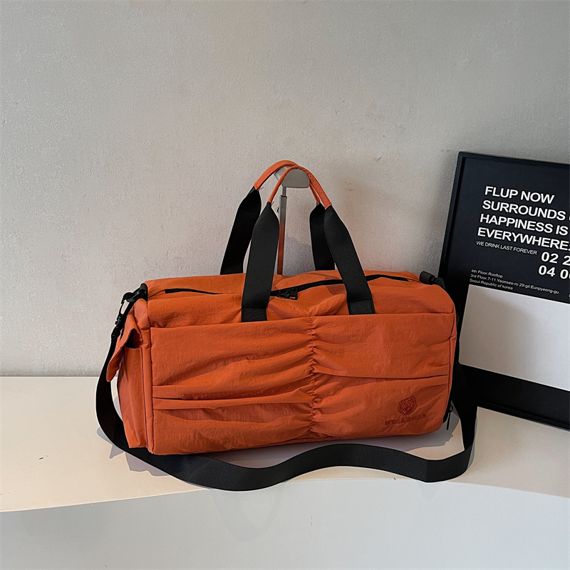 Large Capacity Crossbody Sports Fitness Bag with Dry Wet Separation - Travel Tote for Outdoor Luggage Storage