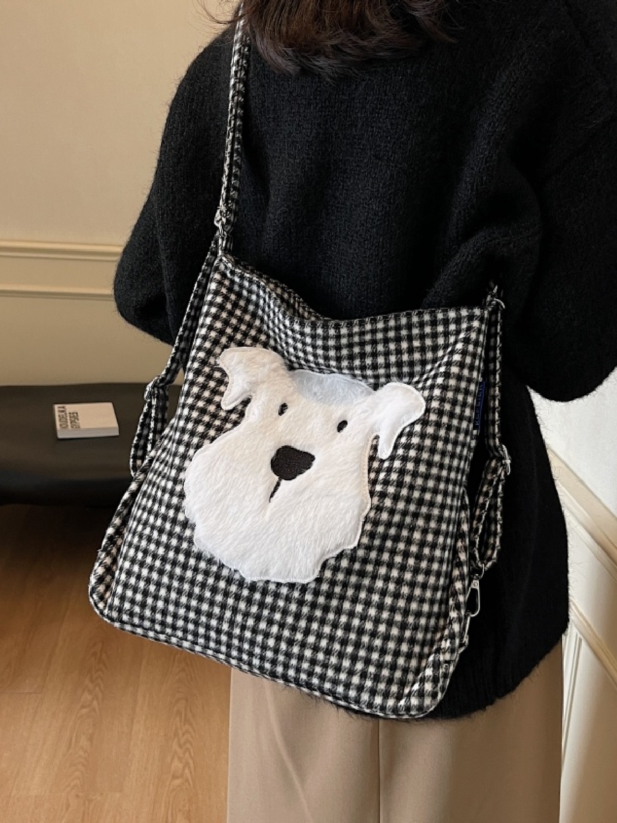 Large Capacity Dog Checkered Canvas Crossbody Tote Bag for Women - Stylish Commuter Backpack 2025 New Trend