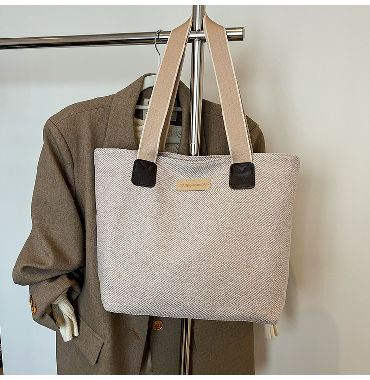 Large Capacity Minimalist Canvas Tote Bag for Women - Versatile Casual Commuter Shoulder Bag 2025