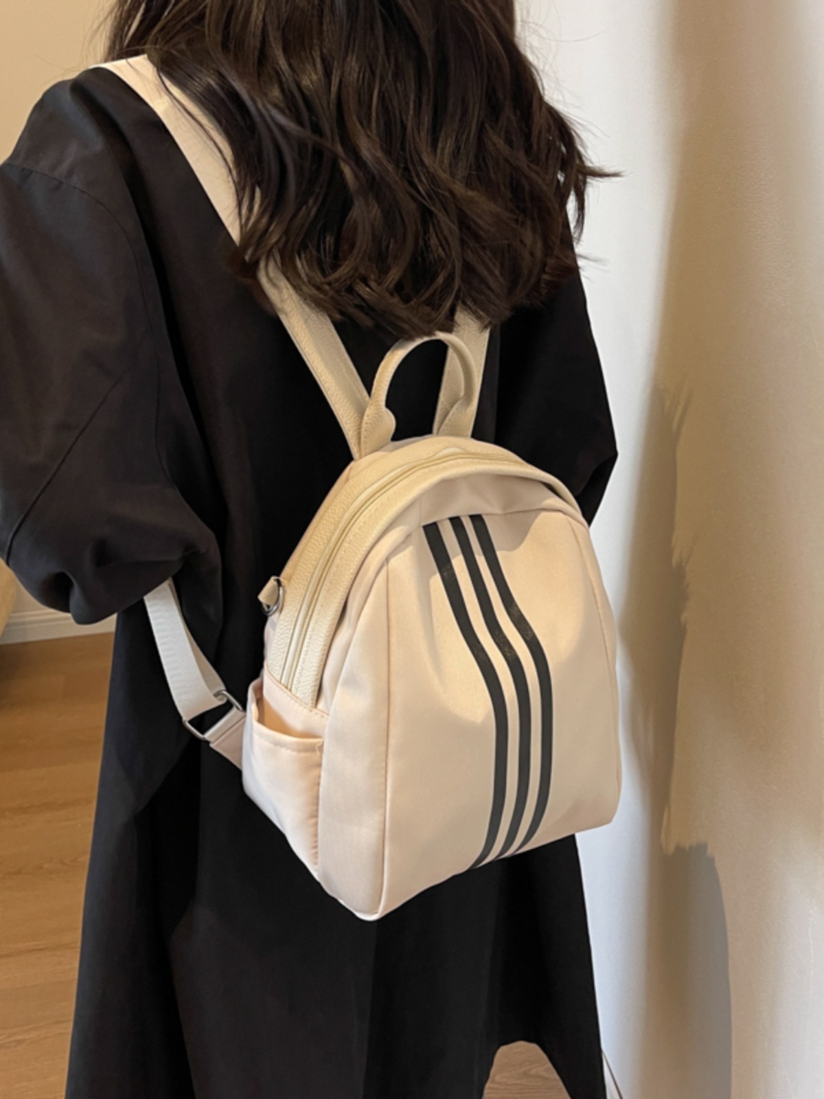 Large Capacity Mommy Bag - Lightweight Dual-Use Backpack & Crossbody for Moms, Stylish Multifunctional Diaper Bag for Travel & Work