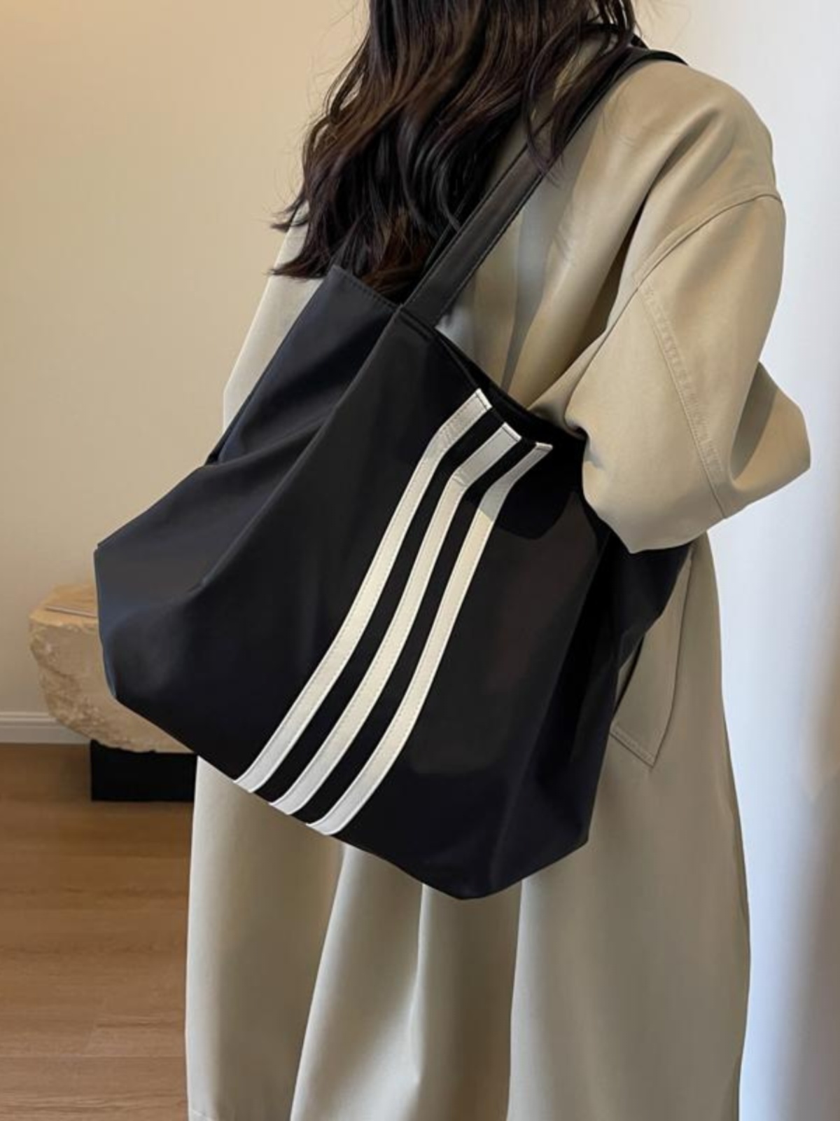 Large Capacity Waterproof Oxford Cloth Outdoor Bag - Versatile Lazy Style Travel Bag for Short Trips