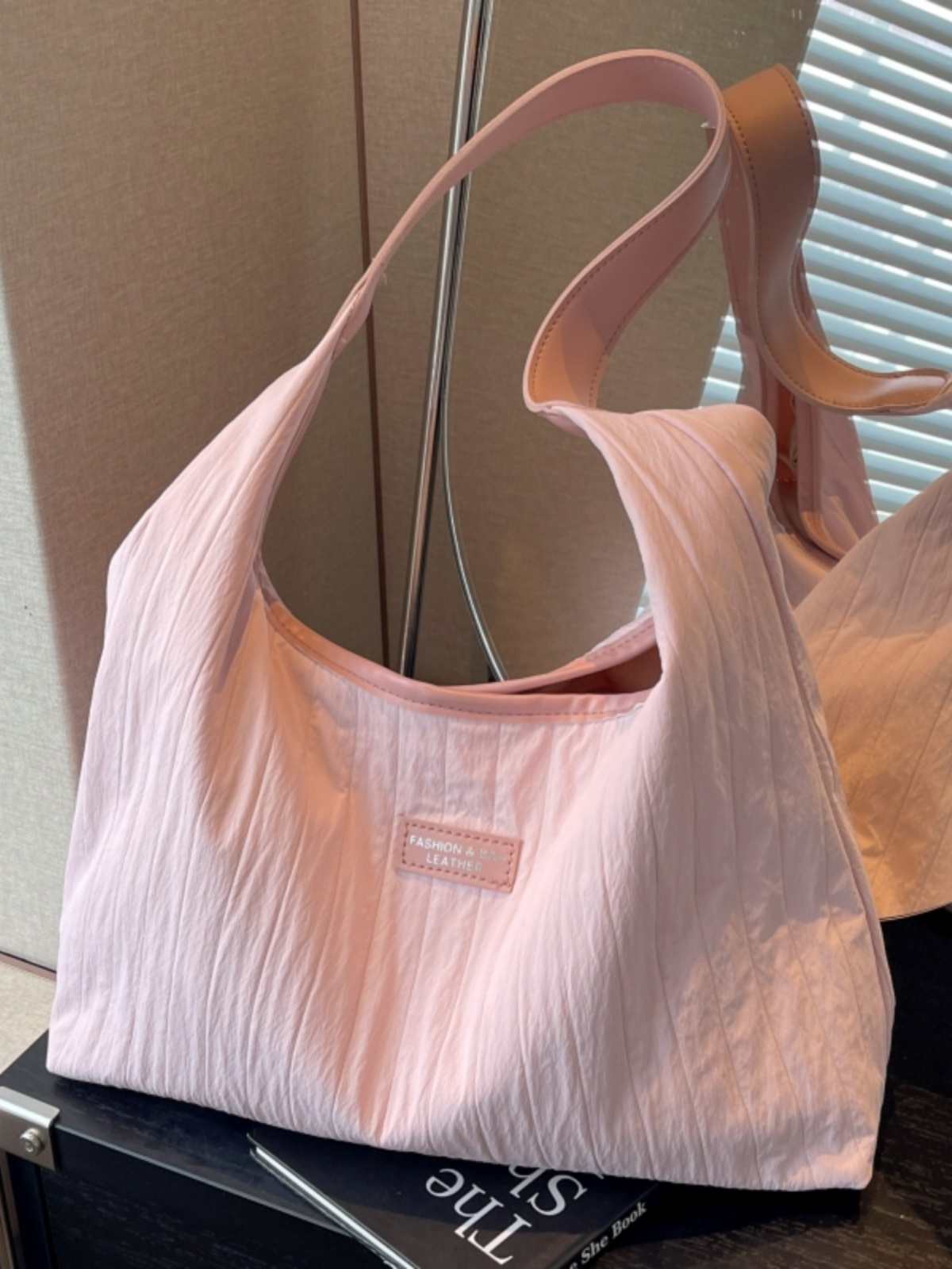 Large Capacity Women's Canvas Shoulder Tote Bag - Versatile Summer Commuting Bag for Students - Trendy Ins Style