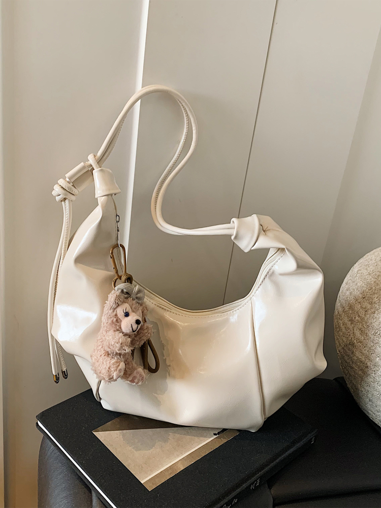 Large Capacity Women's Casual Shoulder Bag - 2025 Trendy Lightweight Crossbody Dumpling Bag for Everyday Versatility