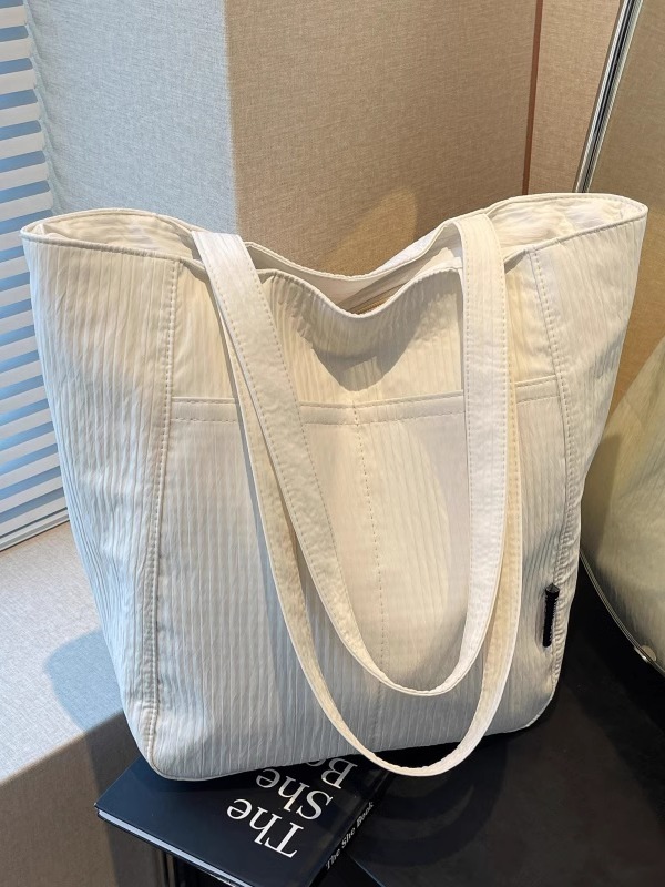 Large Capacity Wrinkled Canvas Tote Bag for Women - Summer 2025 Commuter Shoulder Bag in Korean Lazy Style
