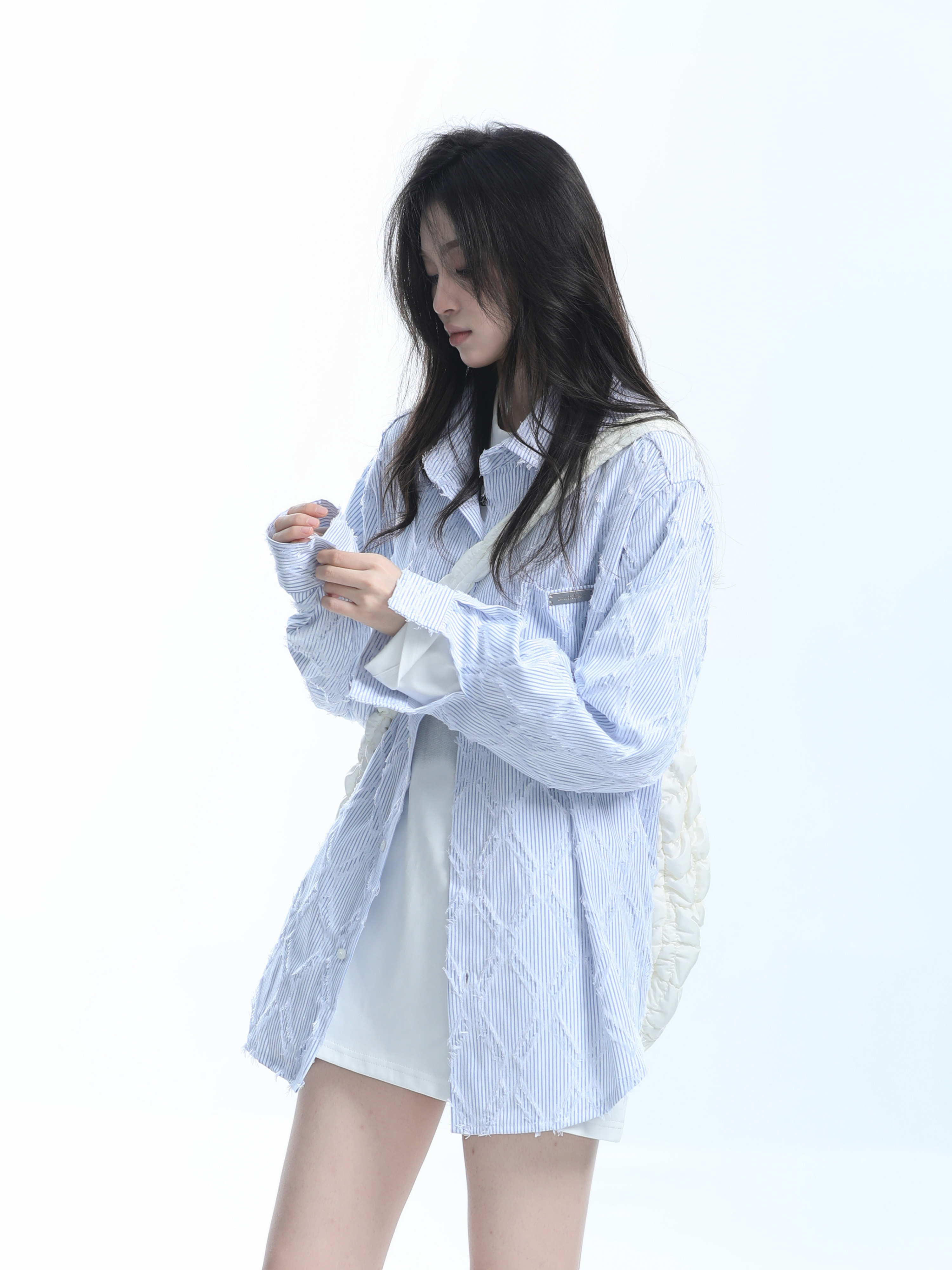 Light Blue Diamond-Patterned Brushed Long Sleeve Shirt for Women - Unique Loose Fit, Chic Casual Style
