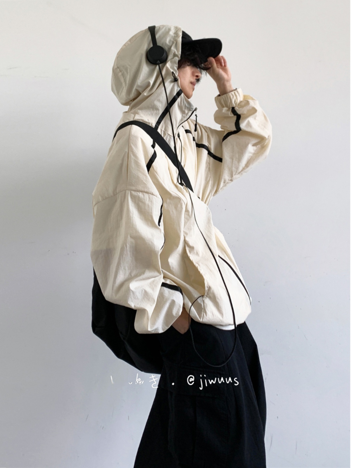 Lightweight Japanese-Style Hooded Sun Protection Jacket for Men & Women, Loose-Fitting Summer Sports Outerwear, Cool & Comfortable