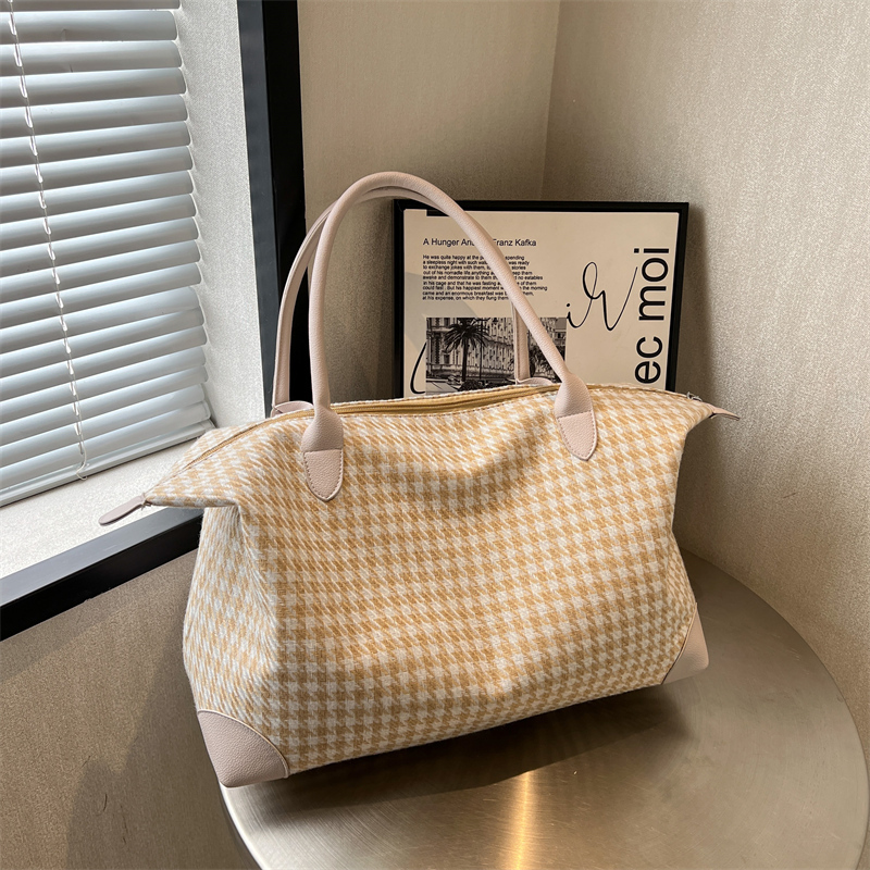 Lightweight Large-Capacity Travel Bag for Commuting, Gym, and Maternity - Versatile Short-Distance Business Trip Tote