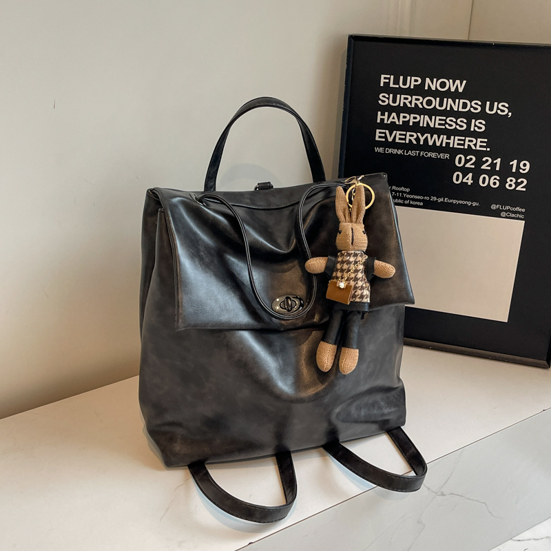 Minimalist Lightweight Backpack for Women - Large Capacity Commuting Tote Bucket Bag for College - Autumn 2025 Fashion