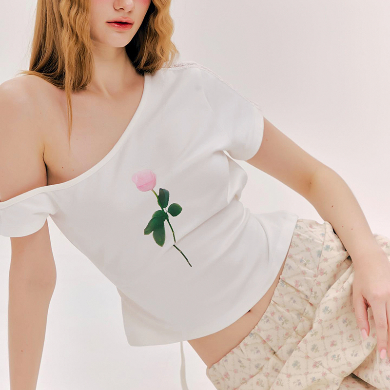 Minimalist Off-Shoulder Tulip Print Short Sleeve T-Shirt for Women - Summer Versatile Top, Trendy Y2K Style
