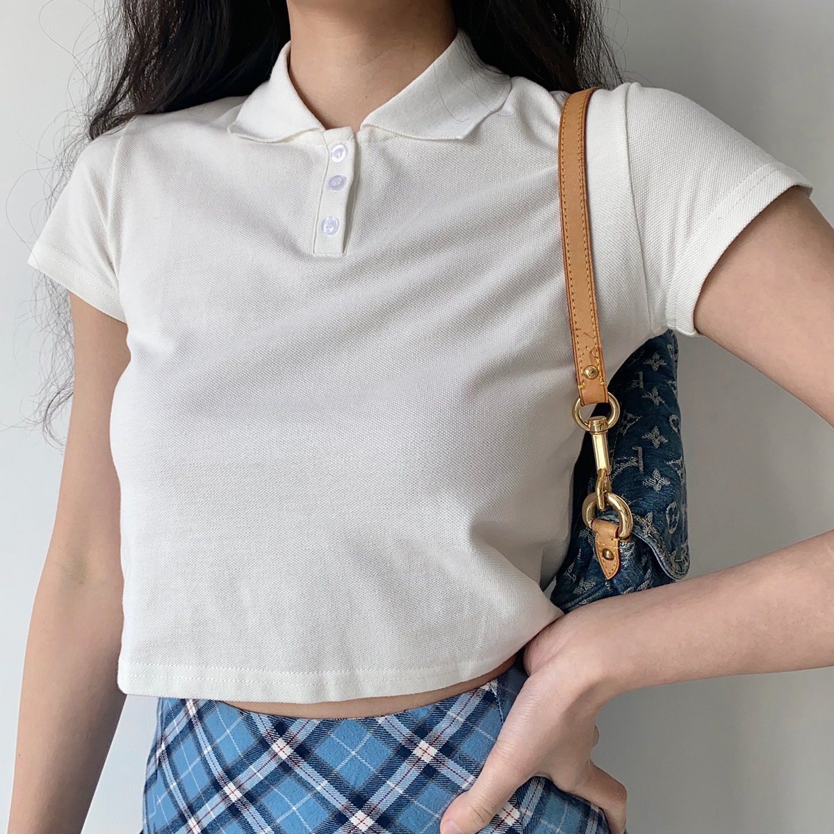 Minimalist Short-Sleeve Cropped T-Shirt for Women - European and American Style Small Lapel Pullover Top