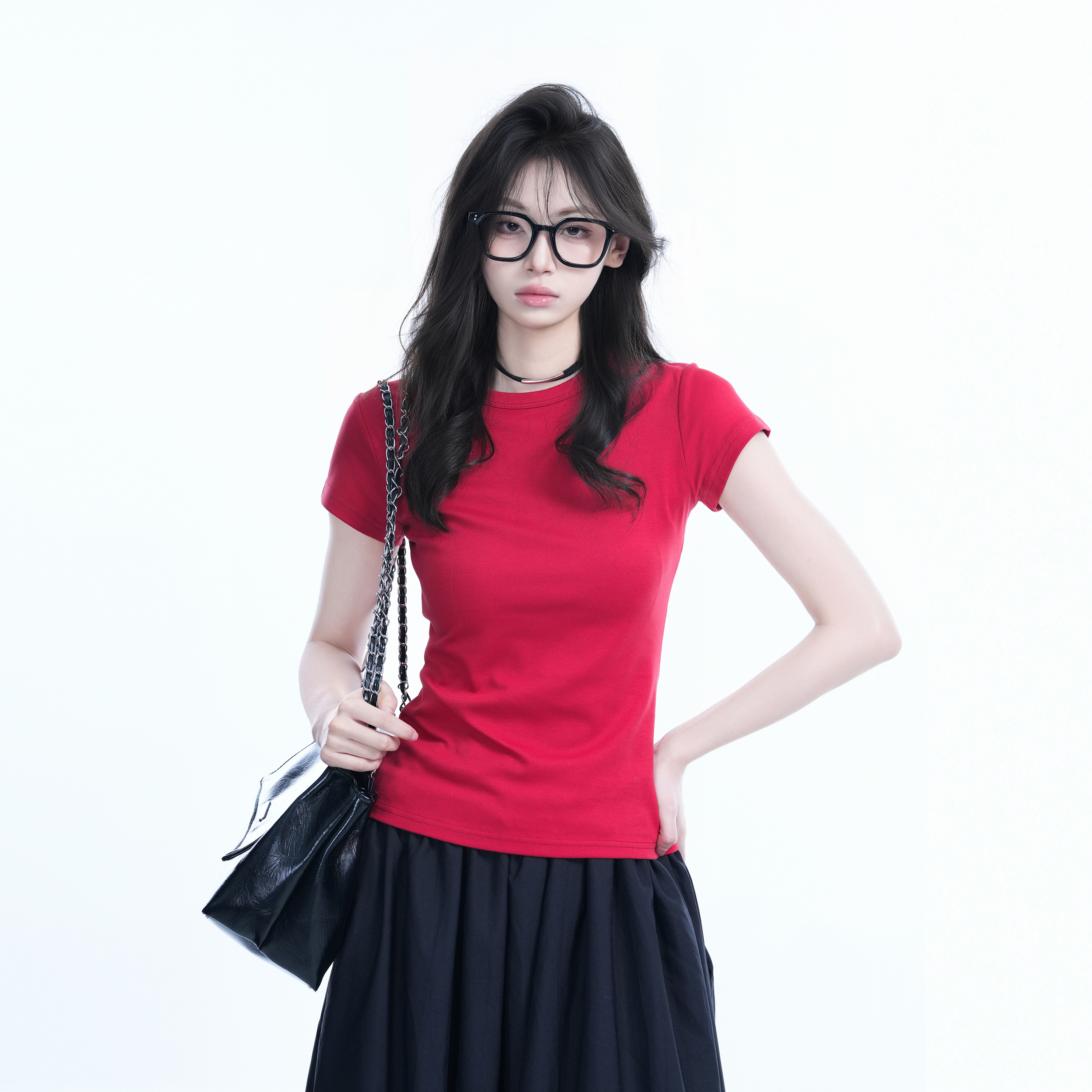Minimalist Solid Color Short-Sleeve T-Shirt for Women - Slim Fit, Waist-Cinching Flattering Base Top, Perfect for Y2K Style