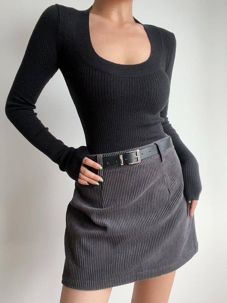 Minimalist U-Neck Slim-Fit Long Sleeve Knit Top - Solid Color Basic Shirt for European and American Style Fashion