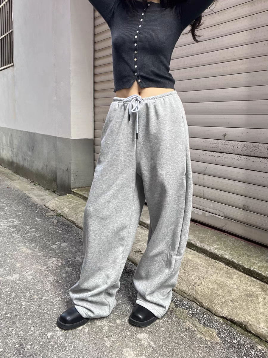 New American Style Unisex Drawstring Sweatpants - Casual Loose Fit Banana Design for Sport and Everyday Wear