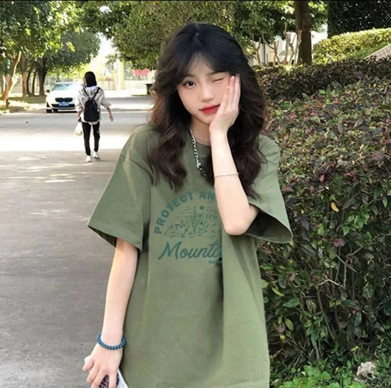 Plus Size Avocado Green Cotton Short Sleeve T-Shirt, Unisex Korean Style Loose Fit Top for Students and Plus-Size Fashion.