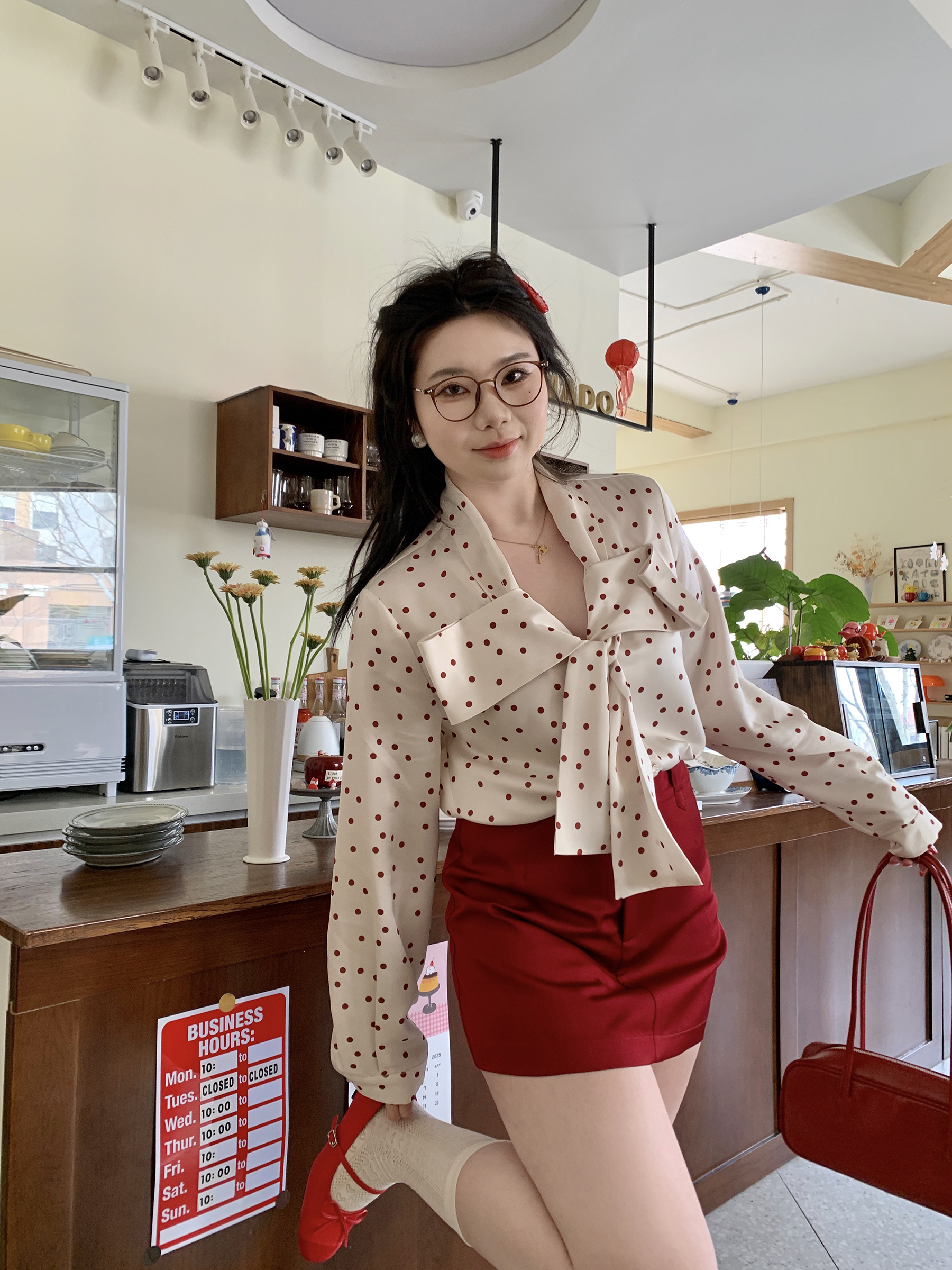 Plus Size Retro Red Polka Dot Shirt with Bow Tie - Hong Kong Style Holiday Top for Chubby Girls, Vintage 90s Fashion