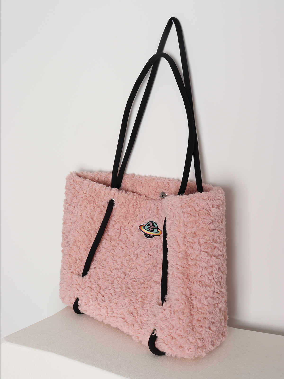 Plush Tote Bag for Women - 2023 Autumn Winter Minimalist Niche Design, Large Capacity High-End Feel Handbag