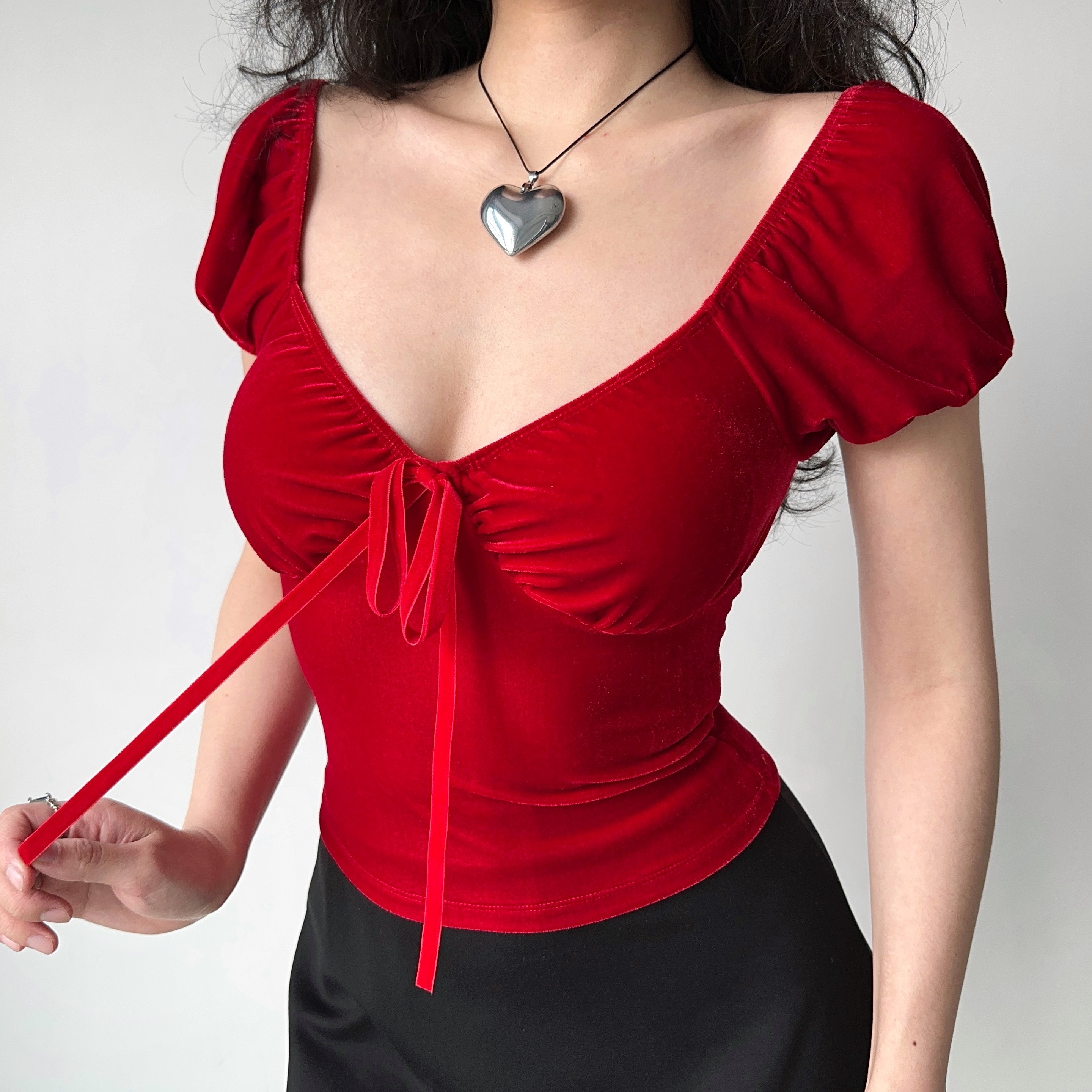 Red Velvet V-Neck Short Sleeve T-Shirt for Women with Puff Sleeves - Slim Fit Sexy Top in European American Style