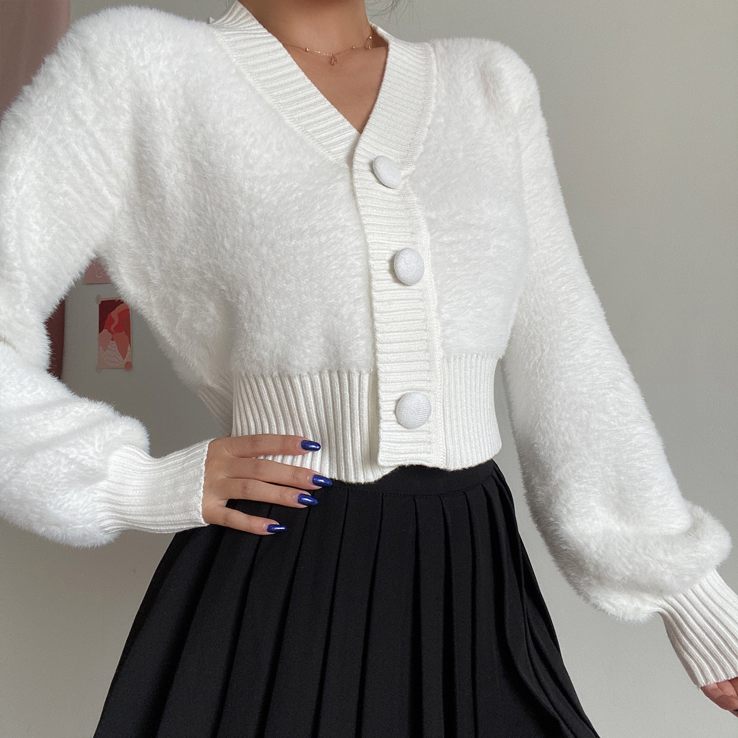 Retro Cute V-Neck Big Button High Waist Short Solid Color Faux Mink Plush Lantern Sleeve Knit Cardigan for Y2K Style Fashion