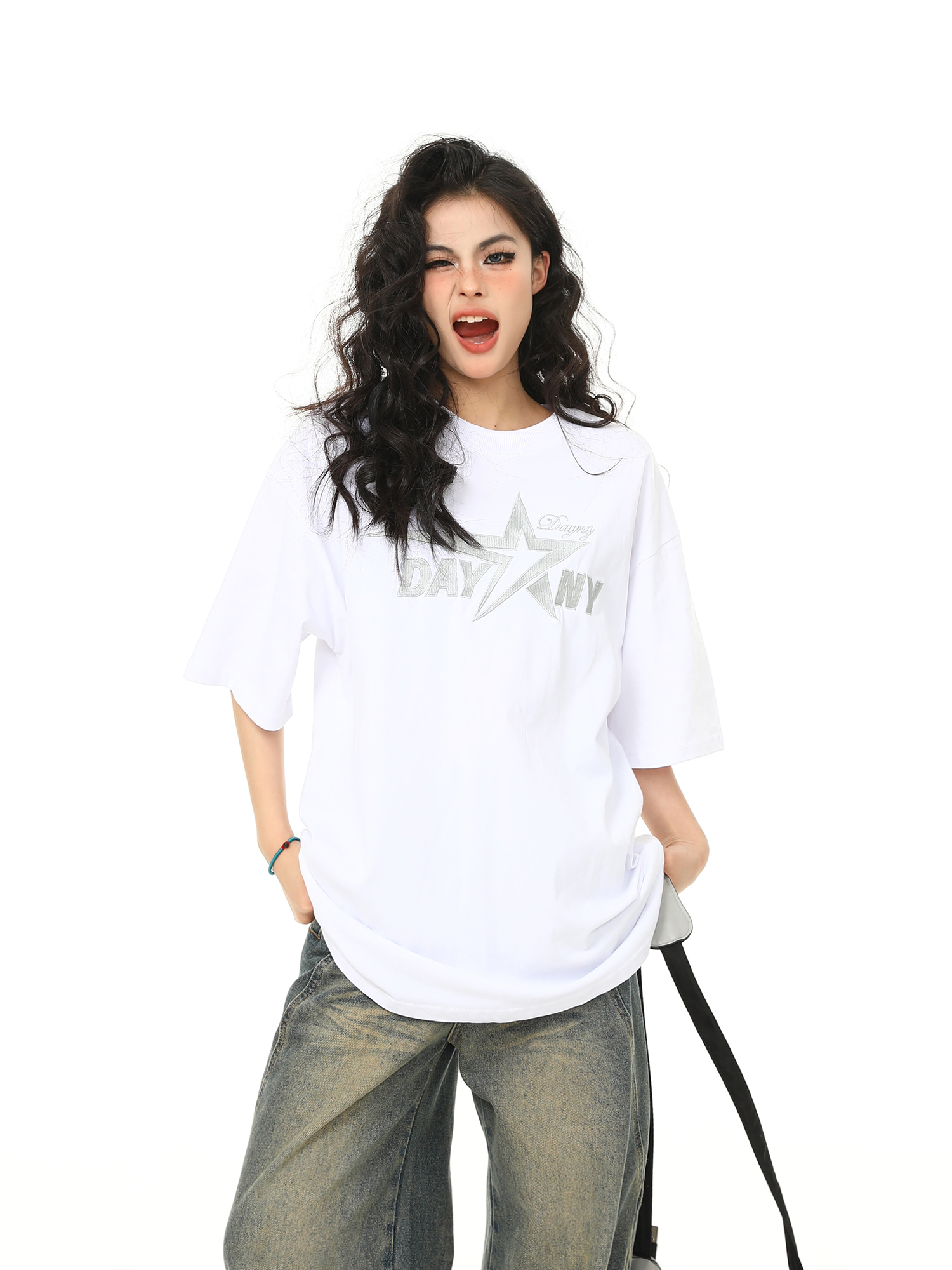 Retro Embroidered Letter Short-Sleeve T-Shirt for Men and Women, Oversized Couple Style, Vintage 90s American Fashion