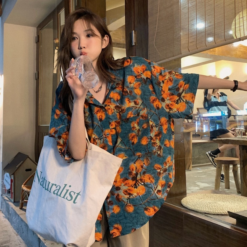 Retro Floral Loose Short Sleeve Shirt for Women - Summer Hawaiian Beach Top, Casual Vacation Style