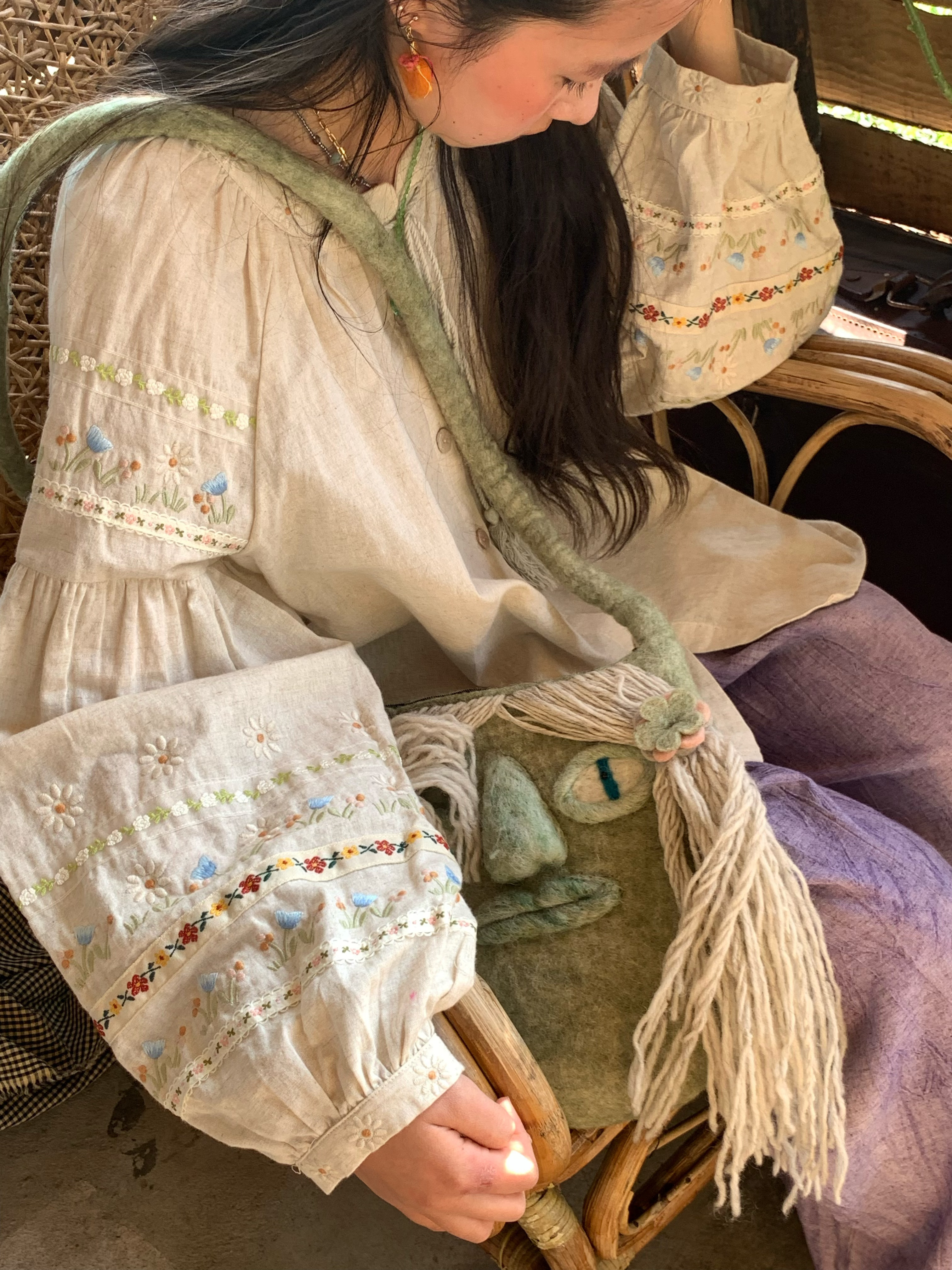 Retro Linen Cotton Long Sleeve Shirt for Women - Honey Daisy Embroidered Lantern Sleeve Top - Spring Vintage Floral Style